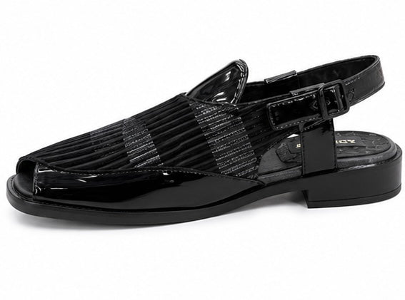 RICH BLACK TEXTURE WITH HANDCRAFTED DETAILING. PERFECT BLEND OF ELEGANCE AND EVERYDAY COMFORT.