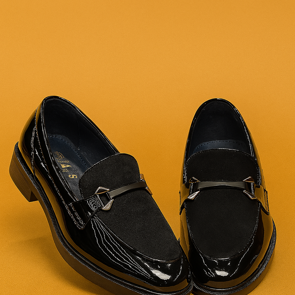 MERCY PENNY LOAFER'S IN BLACK WITH SUEDE TOUCH