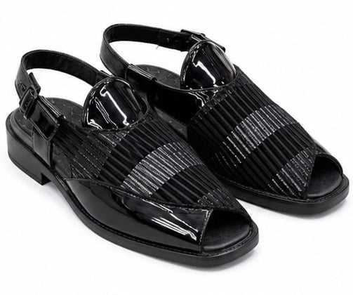 RICH BLACK TEXTURE WITH HANDCRAFTED DETAILING. PERFECT BLEND OF ELEGANCE AND EVERYDAY COMFORT.