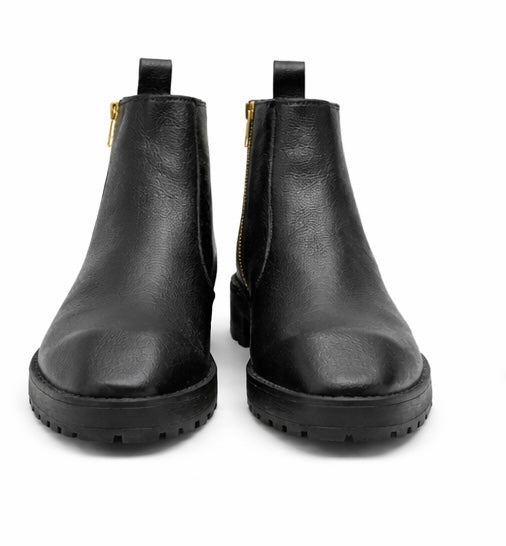 PREMIUM BLACK LEATHER ZIP CHELSEA BOOTS