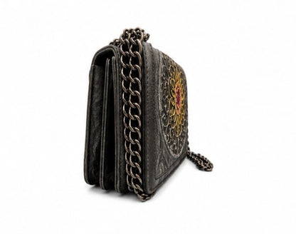 HANDCRAFTED EMBOSSED LEATHER CHAIN SHOULDER BAG BLACK