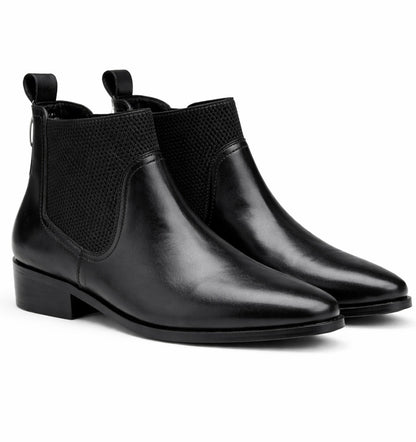 BLACK TEXTURED CHELSEA BOOTS FOR MEN – MODERN ELASTIC PANEL DESIGN