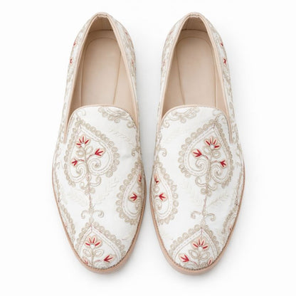 MEN’S WHITE EMBROIDERED SLIP-ON LOAFERS – LUXURY FESTIVE & WEDDING FOOTWEAR