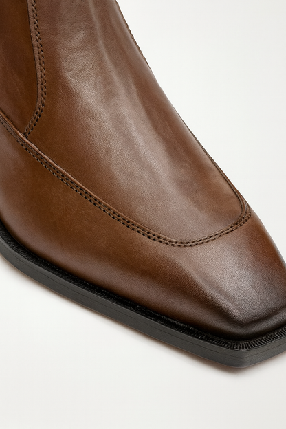 TAPPER NOSE BROWN COLOR CUBAN HEEL LEATHER CHELSEA