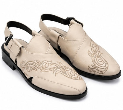 BEAUTIFULLY EMBROIDERED UPPER WITH A REFINED TRADITIONAL TOUCH. IDEAL FOR FESTIVE AND SPECIAL OCCASIONS.