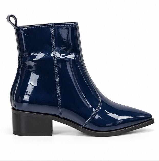 MEN’S GLOSSY NAVY BLUE POINTED-TOE ANKLE BOOTS WITH GOLD ZIPPER