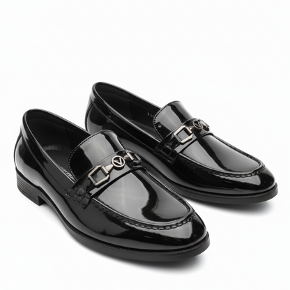 MEN’S BLACK PATENT LEATHER METAL-BIT LOAFERS