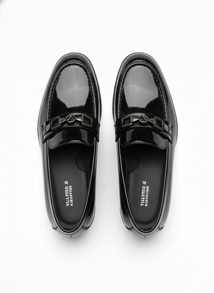 MEN’S BLACK PATENT LEATHER METAL-BIT LOAFERS