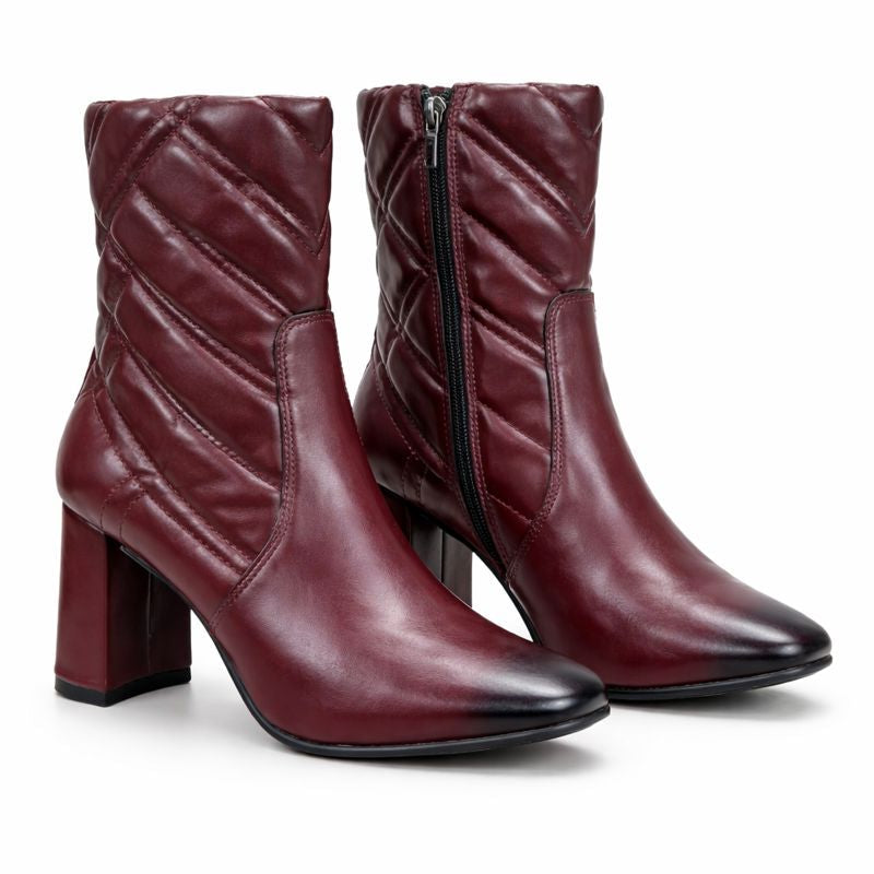 WOMEN’S MAROON QUILTED ANKLE BOOTS WITH BLOCK HEEL AND SIDE ZIP