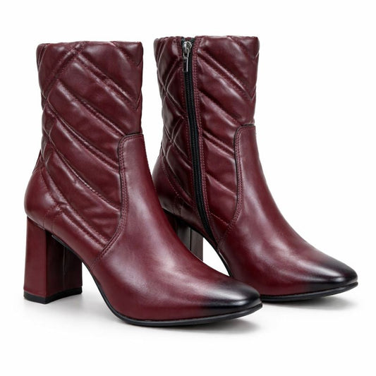 WOMEN’S MAROON QUILTED ANKLE BOOTS WITH BLOCK HEEL AND SIDE ZIP