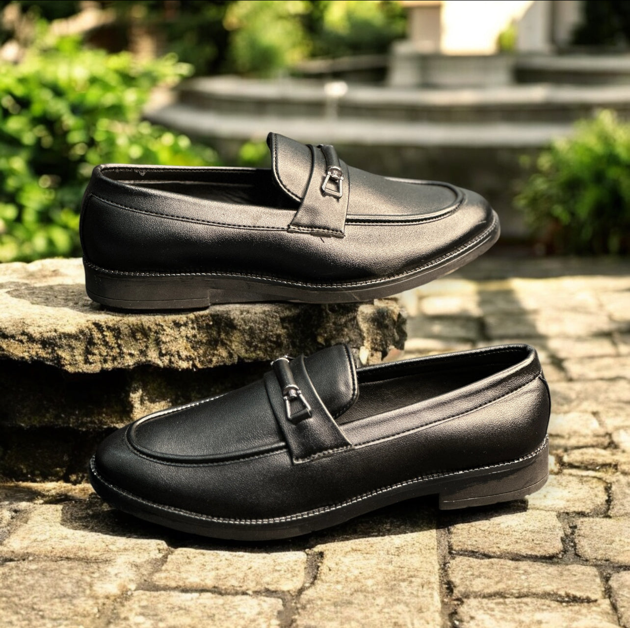 SLIP-ON BLACK GENUINE LEATHER BUCKLED LOAFERS