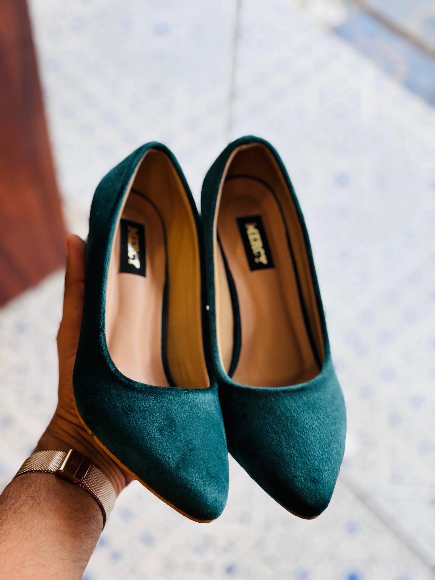 MERCY VELVET BLOCK HEEL