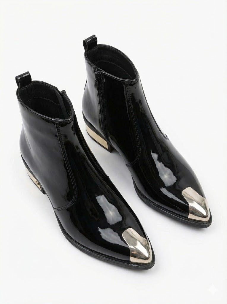 PATENT LEATHER GOLDEN TOE AND HEEL CHELSEA